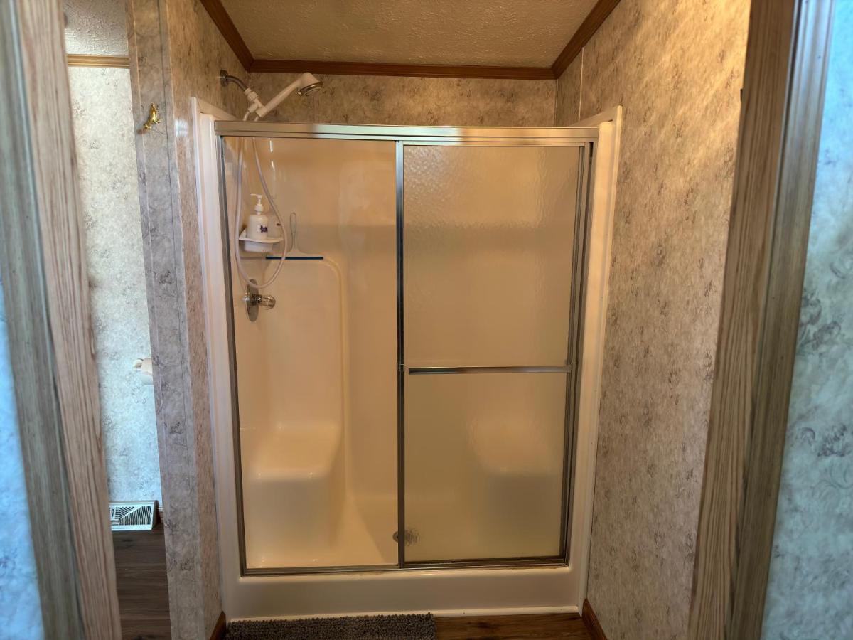 Spacious Cozy Getaway ! King Bed, Game Room, Out Door Patio Cairo Eksteriør bilde